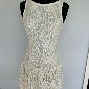 Bailey Blue Cream Sheath Mini Dress Scoop Neck